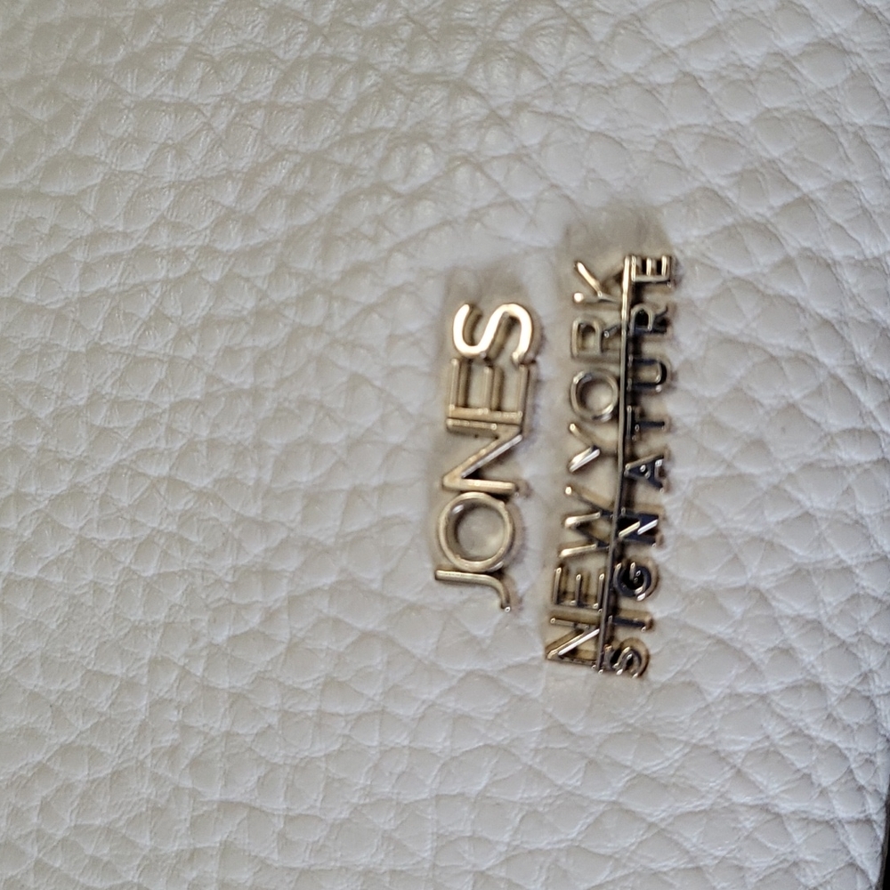 NEW Shoulder Bag Jones New York Signature Color Block Pebbled Ivory Faux Leather - Picture 3 of 12